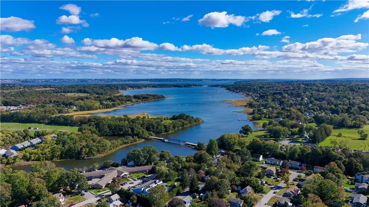 Warren, RI 02885,510 Child ST #303B