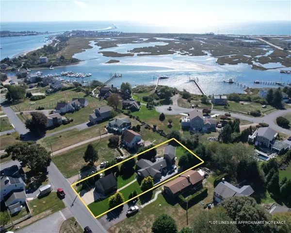 76 Hartford AVE,  South Kingstown,  RI 02879