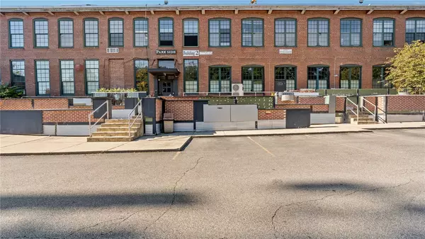 1117 Douglas AVE #511, North Providence, RI 02904