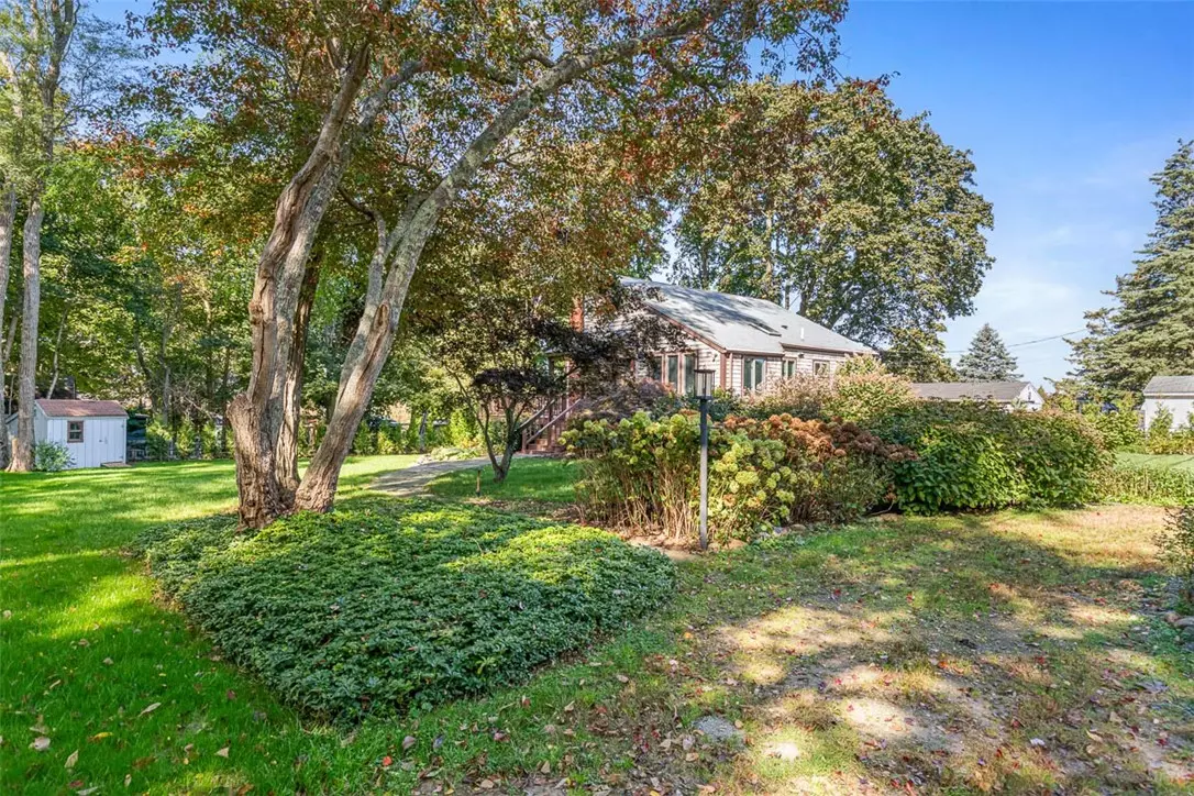 Jamestown, RI 02835,31 Stanchion AVE