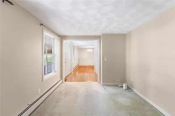 Cumberland, RI 02864,17 Doire RD