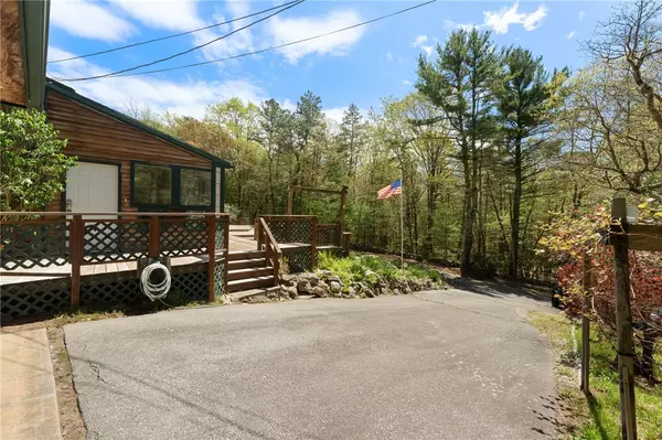 Richmond, RI 02832,336 Switch RD