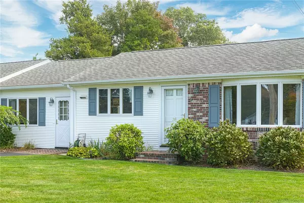 Narragansett, RI 02882,31 Avice Street