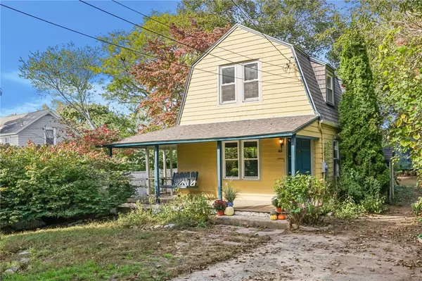 Warren, RI 02885,49 Bridge ST