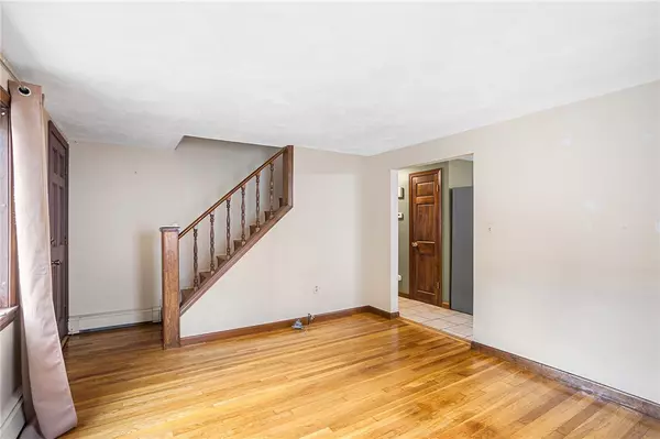 Woonsocket, RI 02895,76 Fall ST