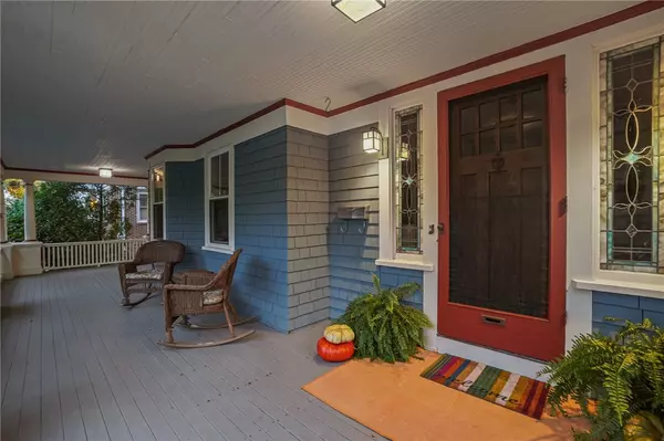 Cranston, RI 02905,98 Columbia AVE