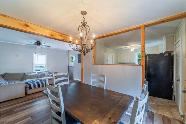 Warwick, RI 02888,23 Stoddard PL