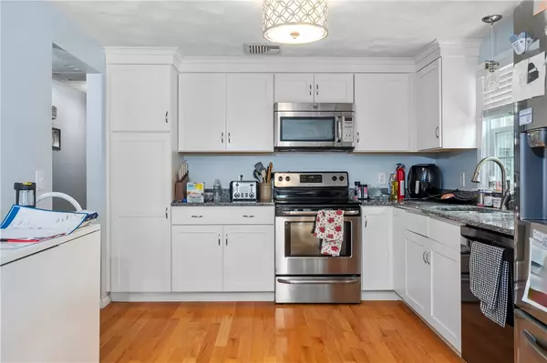 Cumberland, RI 02864,11 Secluded CT