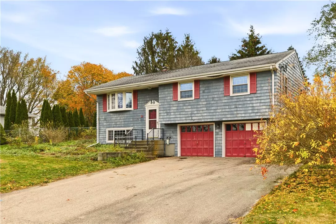 Portsmouth, RI 02871,44 Buckwheat AVE