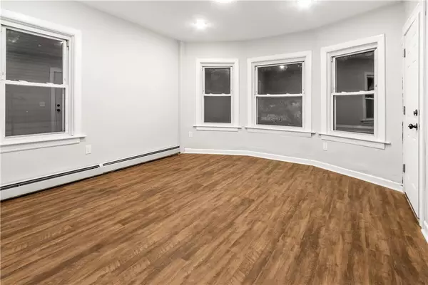 Pawtucket, RI 02860,538 Power RD