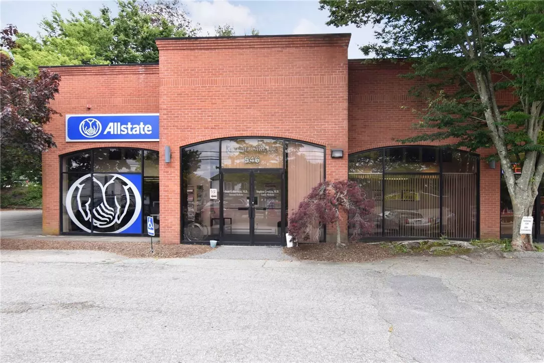 Tiverton, RI 02878,550 Main RD #A-E