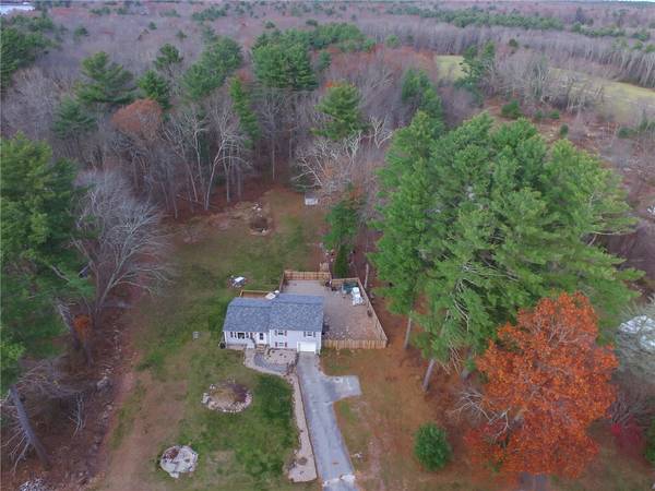 1289 Snake Hill RD, Glocester, RI 02857