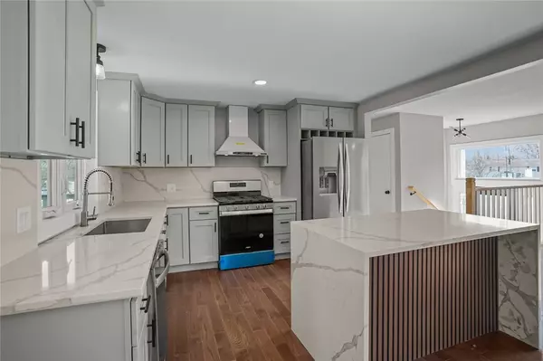 Johnston, RI 02919,5 Katherine DR