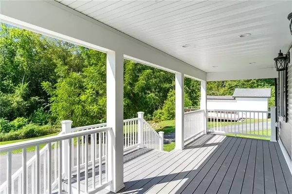 Cranston, RI 02921,311 Hope RD