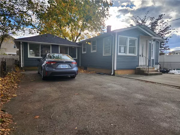 Pawtucket, RI 02861,39 Chaplin ST