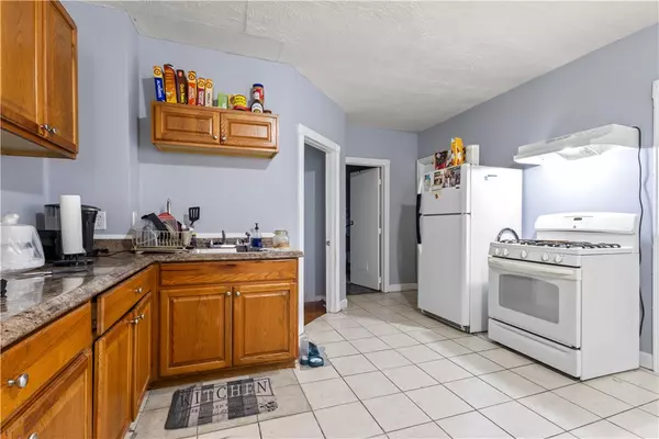 Providence, RI 02904,62 Russo ST