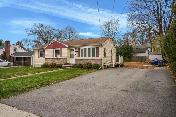 Providence, RI 02909,60 Rowley ST