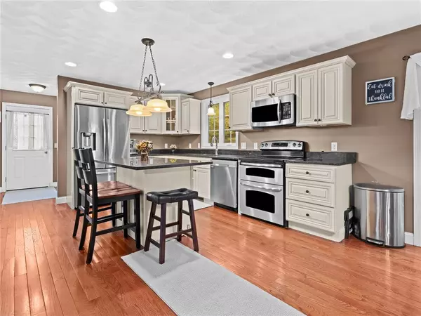 Johnston, RI 02919,19 Sage CT