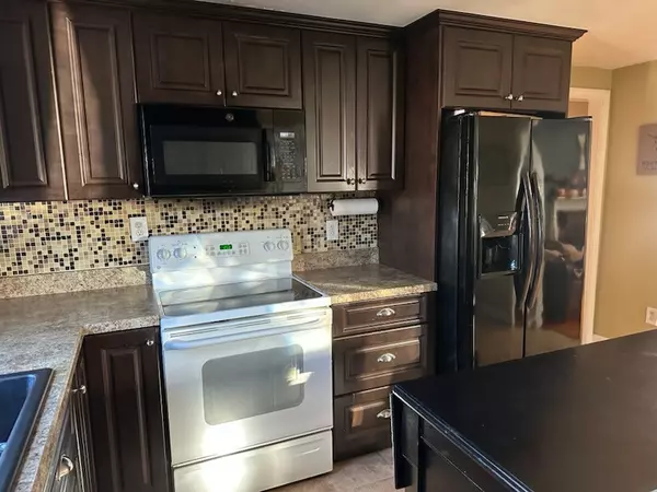 Cumberland, RI 02864,30 Pocasset AVE #1