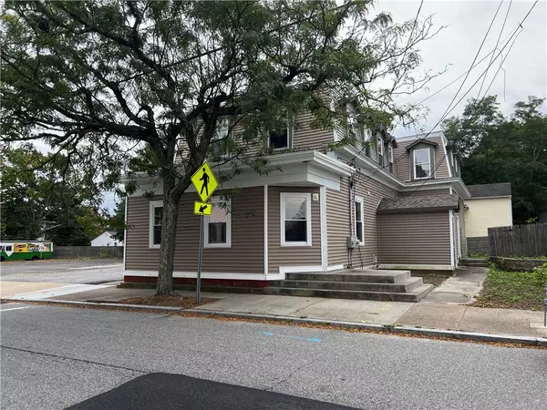 East Providence, RI 02915,9 Turner AVE #1