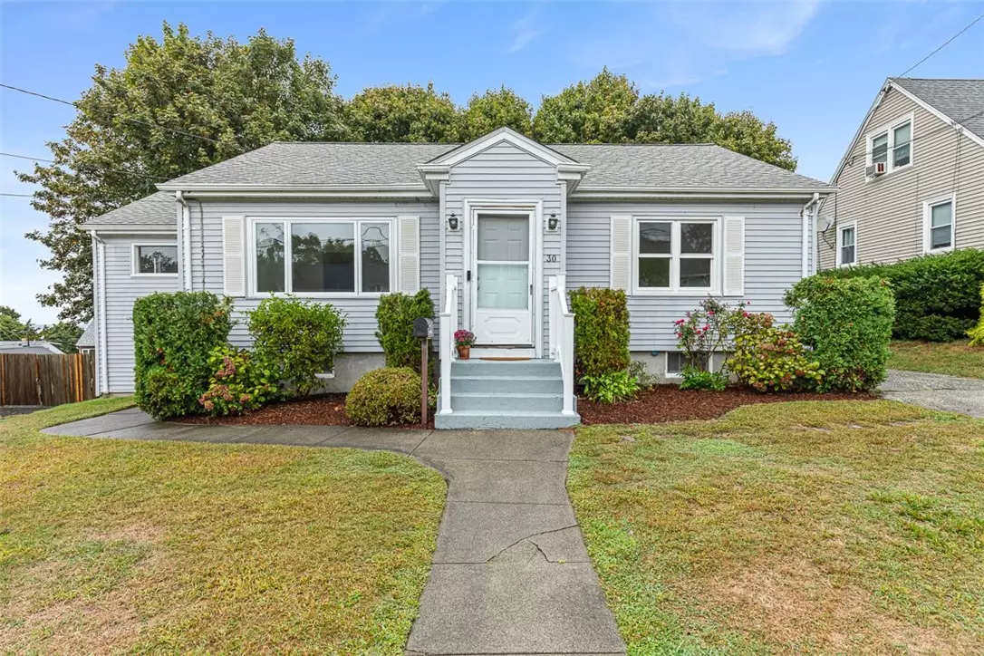 Tiverton, RI 02878,30 Kaufman RD