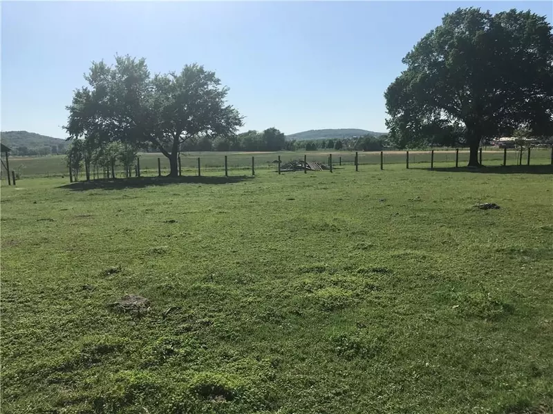 00 S Mock, Prairie Grove, AR 72753