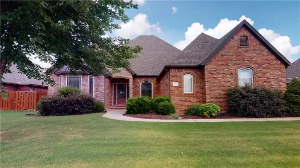 4524 Flagstick Dr, Fayetteville, AR 72704