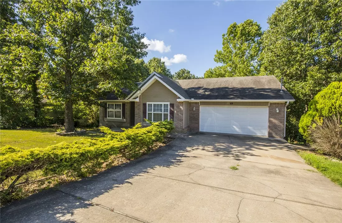 Bella Vista, AR 72715,69 Sherlock Dr