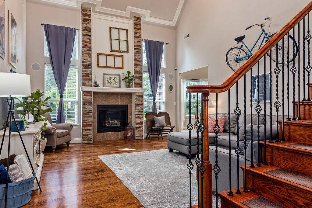 Bentonville, AR 72712,115 Oakhurst St