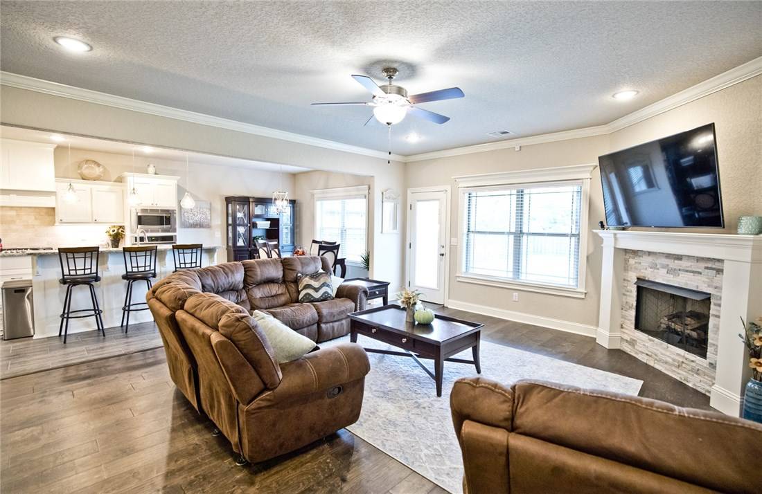Bentonville, AR 72713,4301 SW Plumley Ave