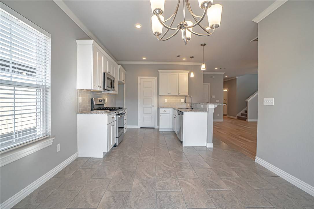 Lowell, AR 72745,1427 Fifth Ave