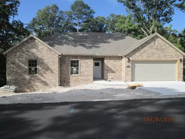 51 Melbourn Dr, Bella Vista, AR 72714