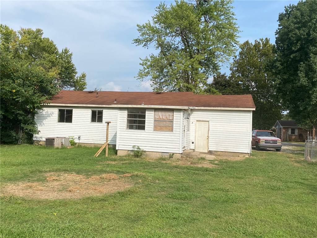 Springdale, AR 72764,1022 Brogdon St