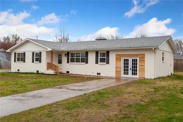 272 Napier Ave, Fayetteville, AR 72701