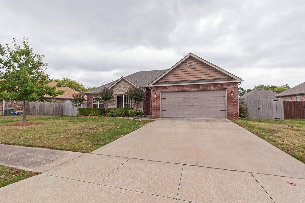 Fayetteville, AR 72704,1540 Hazeltine Dr