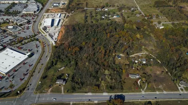 Rogers, AR 72758,3131 W Perry Rd
