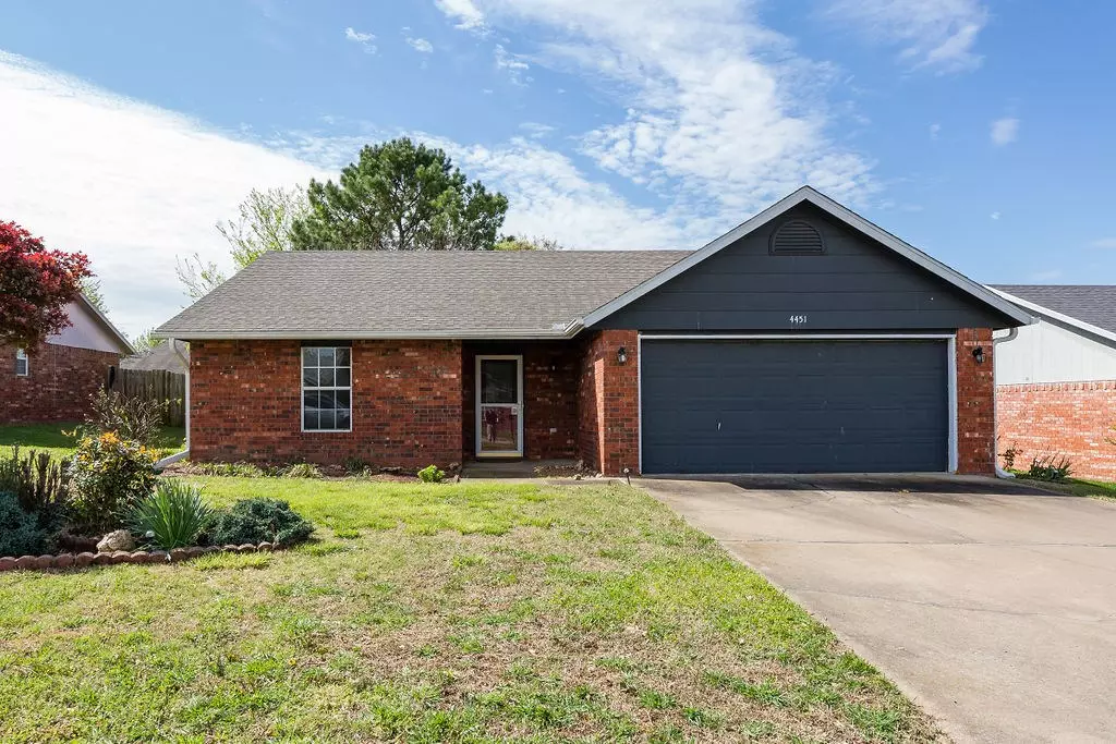 Fayetteville, AR 72704,4451 W Cheyenne Dr