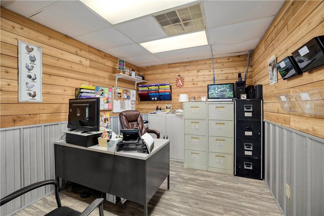 Springdale, AR 72764,2757, 2763, 2761 E Robinson