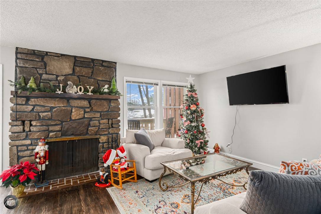 Bella Vista, AR 72715,23 Annette Ln