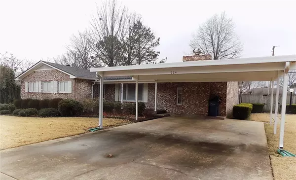 Siloam Springs, AR 72761,124 W Highland St