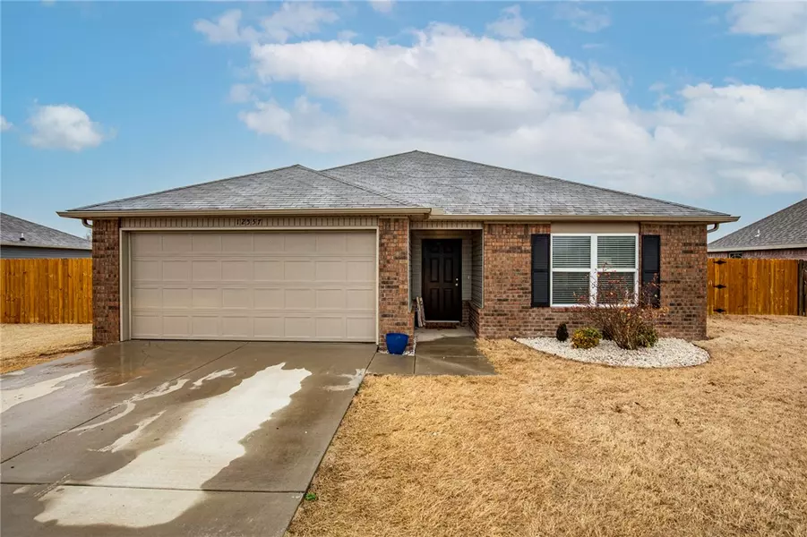 12557 Mills View, Garfield, AR 72732
