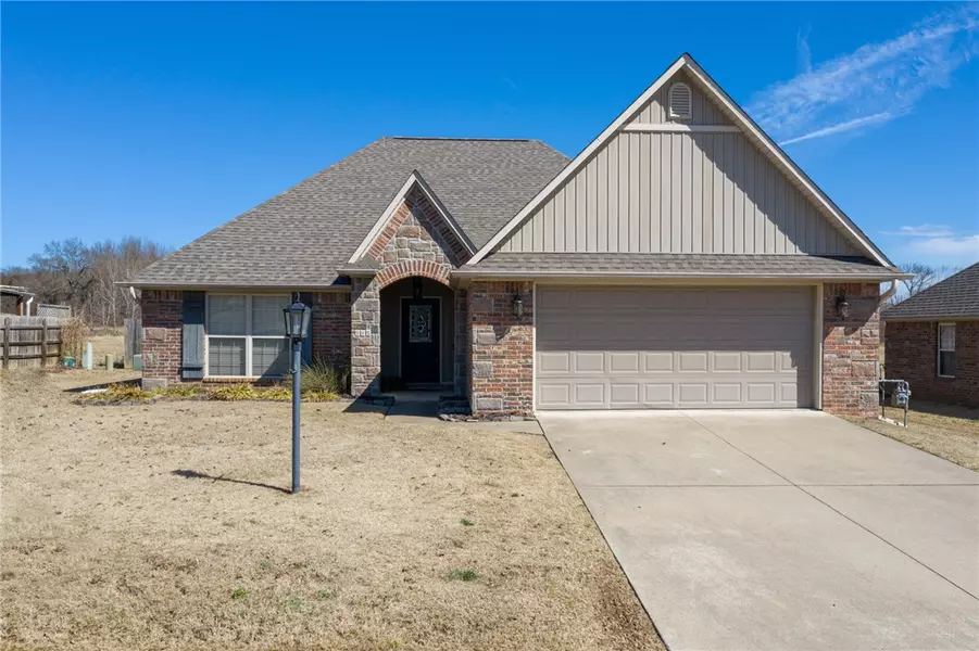 916 Laurel, Alma, AR 72921