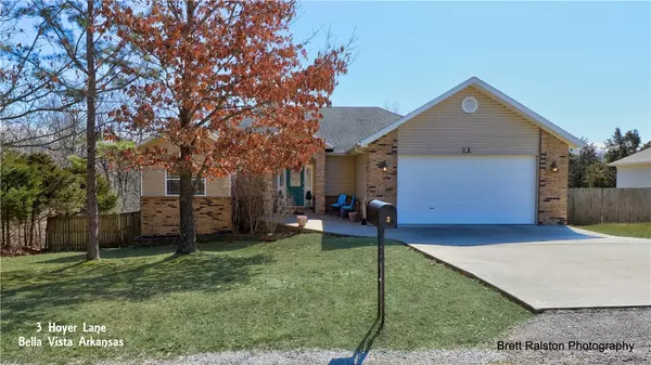 3 Hoyer Ln, Bella Vista, AR 72714
