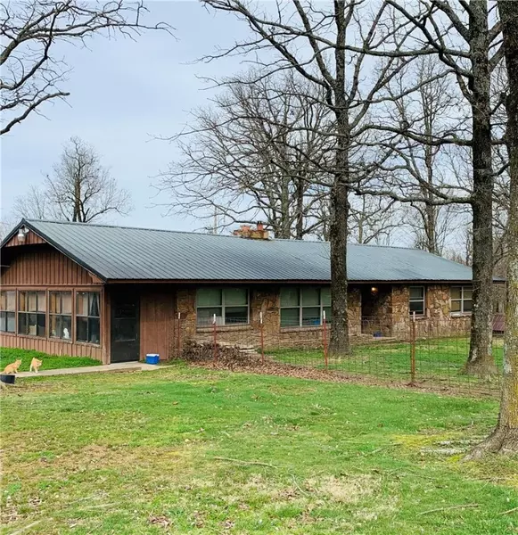 54650 S 585 Rd, Rose, OK 74364