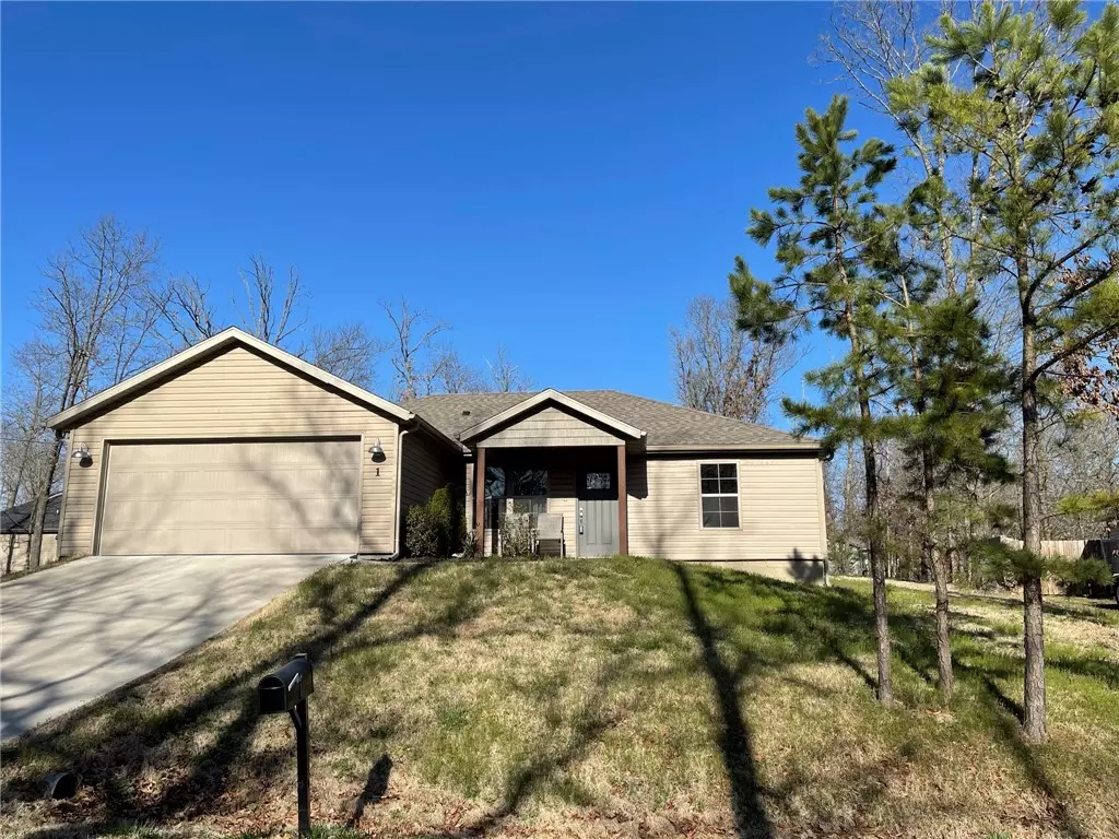 Bella Vista, AR 72714,1 Stowehead Ln