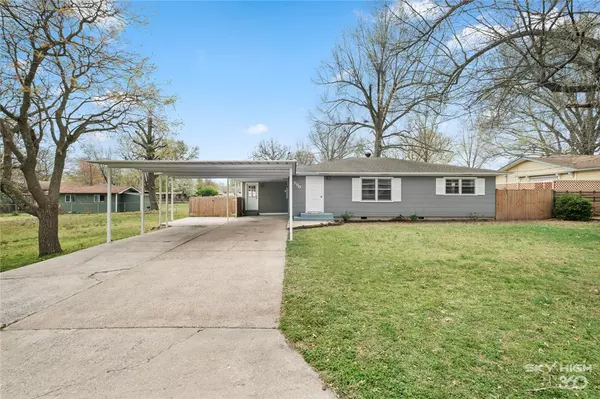 780 W Twin Springs St, Siloam Springs, AR 72761