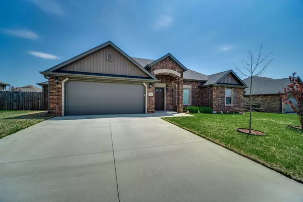 Prairie Grove, AR 72753,510 Captain Reid Ln