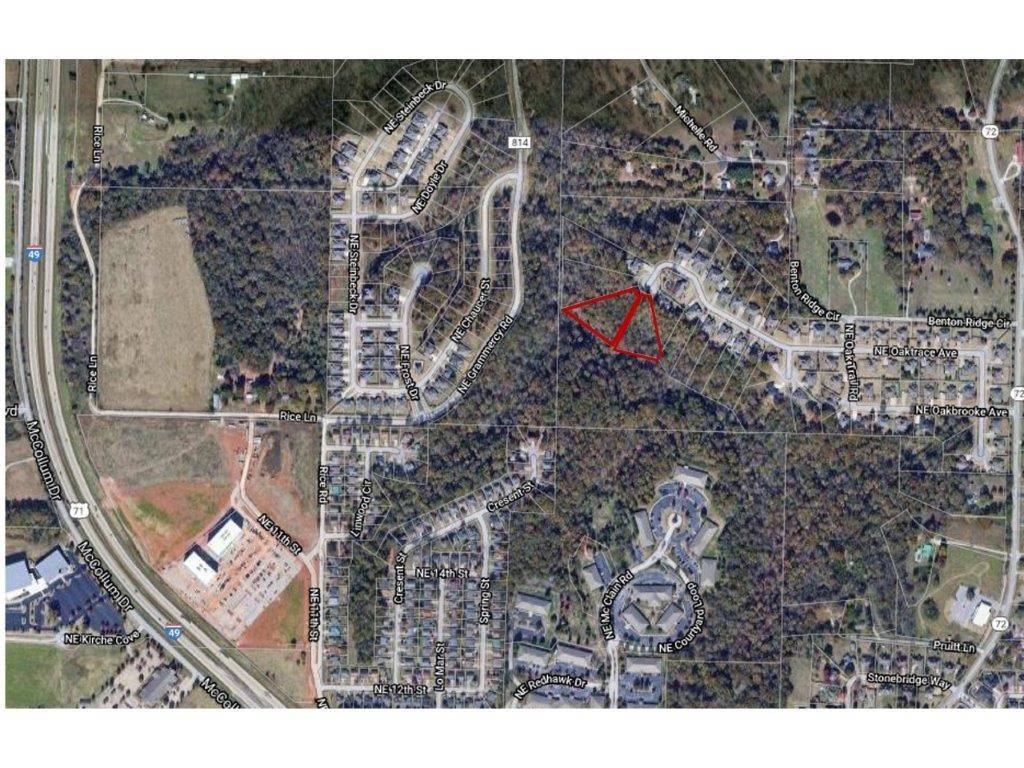 Bentonville, AR 72712,3300 NE Oaktrace Ave
