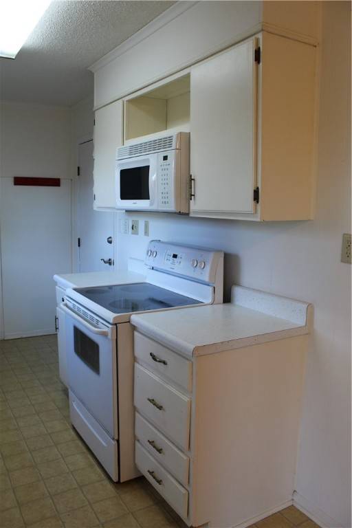 Alma, AR 72921,624 Loomis St