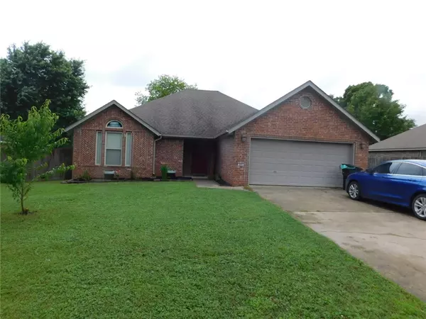 460 Beca Ln, Prairie Grove, AR 72753